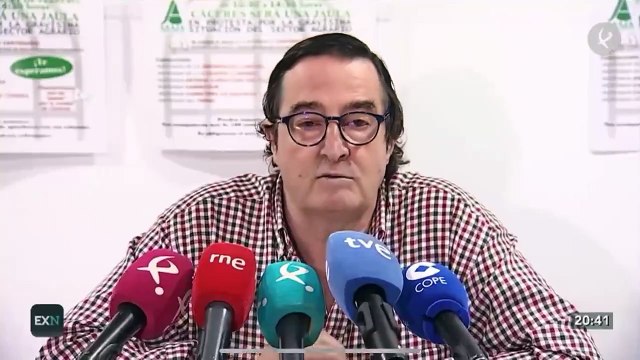 El presidente de la Asaja Extremadura avisa al Gobierno si manda antidisturbios: se van a abrir colmenas