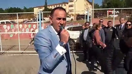 Beden eğitimi öğretmeni, öğrencinin yakınları tarafından beyzbol sopasıyla darp edildi