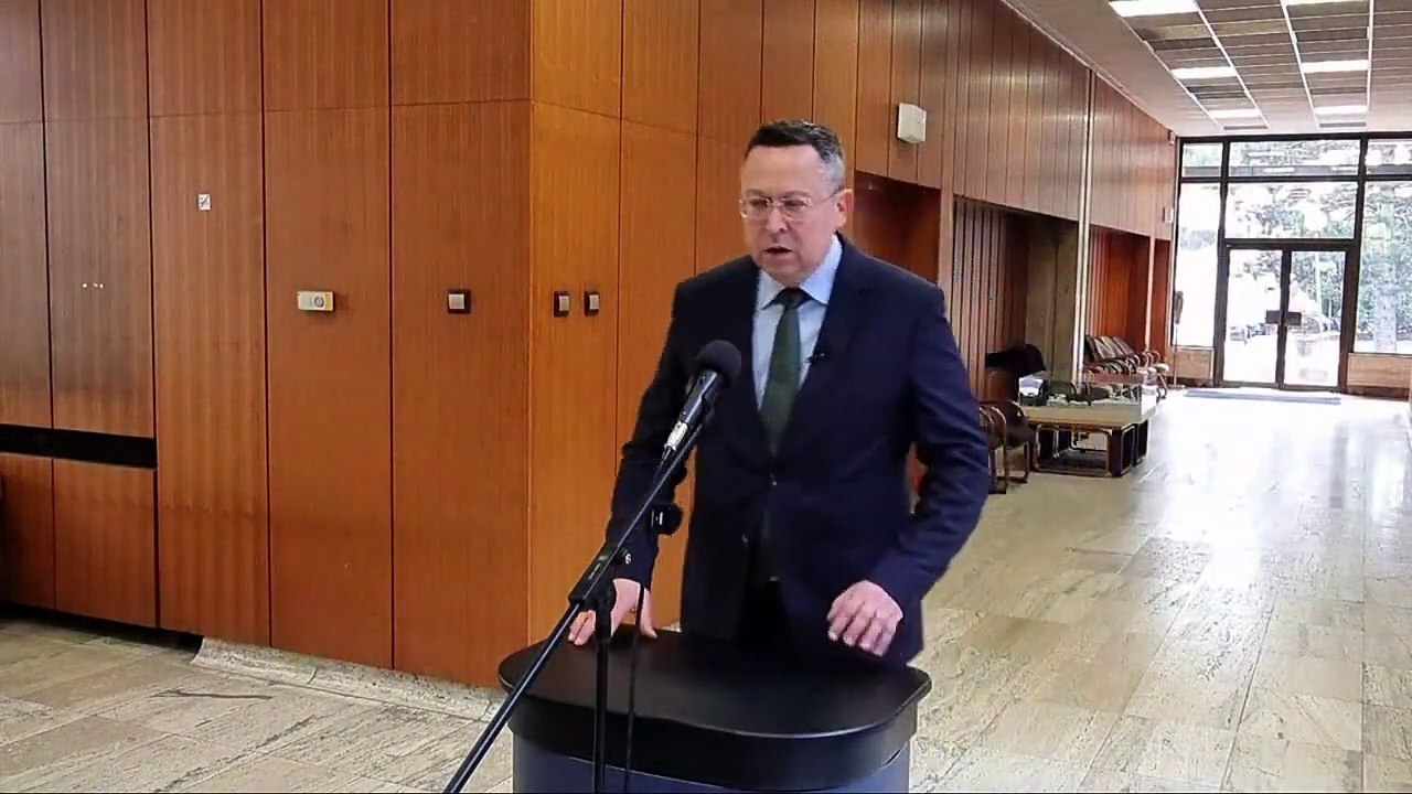 ZÁZNAM: Brífing ministra vnútra M.Š. Eštoka a ministra financií L. Kamenického