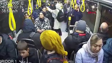 Kadıköy'de otobüste yer isteyen kadına yumruklu saldırı