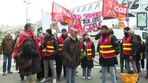 Trabalhadores mantêm greve na torre Eiffel