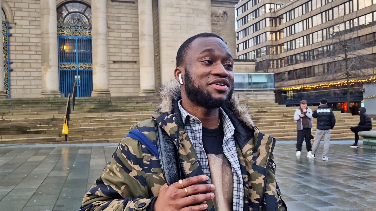 Do you prefer shopping in Meadowhall or Sheffield City Centre? What shops are missing?