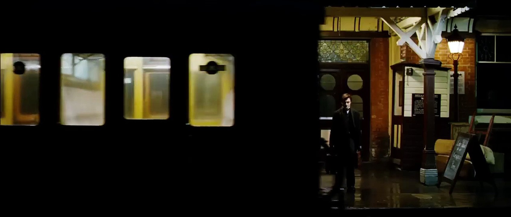 La Dame en noir Bande-annonce (NL)