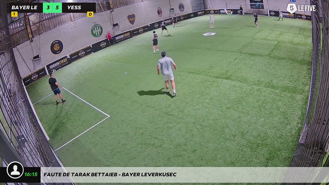 Faute de Tarak Bettaieb - BAYER LEVERKUSEC