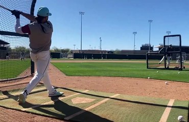 ¡Eugenio Suárez se pone a tono con el bate en el Spring Training!