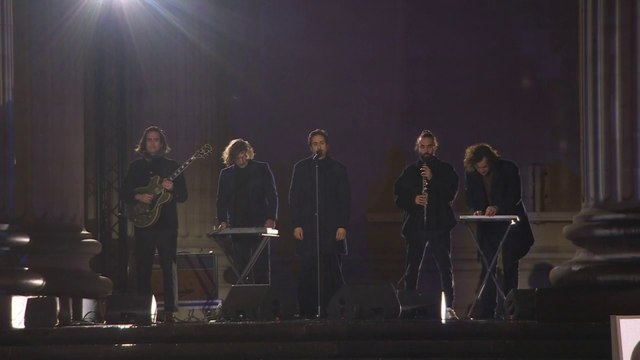 « Feu ! Chatterton » chante « L’affiche rouge » de Léo Ferré