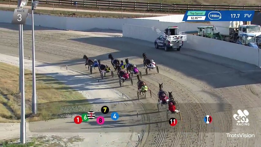 Lauren White steers Double Dot to a droughtbreaking victory at Lord's Raceway in Bendigo on Wednesday, February 21, 2024.The nine-year-old mare, trained by Bill White, won for the first time since September 2020.Video courtesy of TrotsVision/Harness Racing Victoria