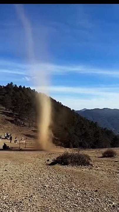 Dust Storm - A dust storm is a meteorological phenomenon characterized by strong winds carrying fine particles of dust over a ...rid and semi-arid regions, triggered by strong winds or the disturbance of dry soil.__..._57277e8eeefe4e76ae06b99c616b03ef