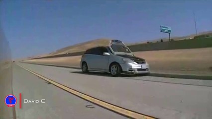 Hood or Bonnet Failure Caught on Tesla Camera | TeslaCam Live