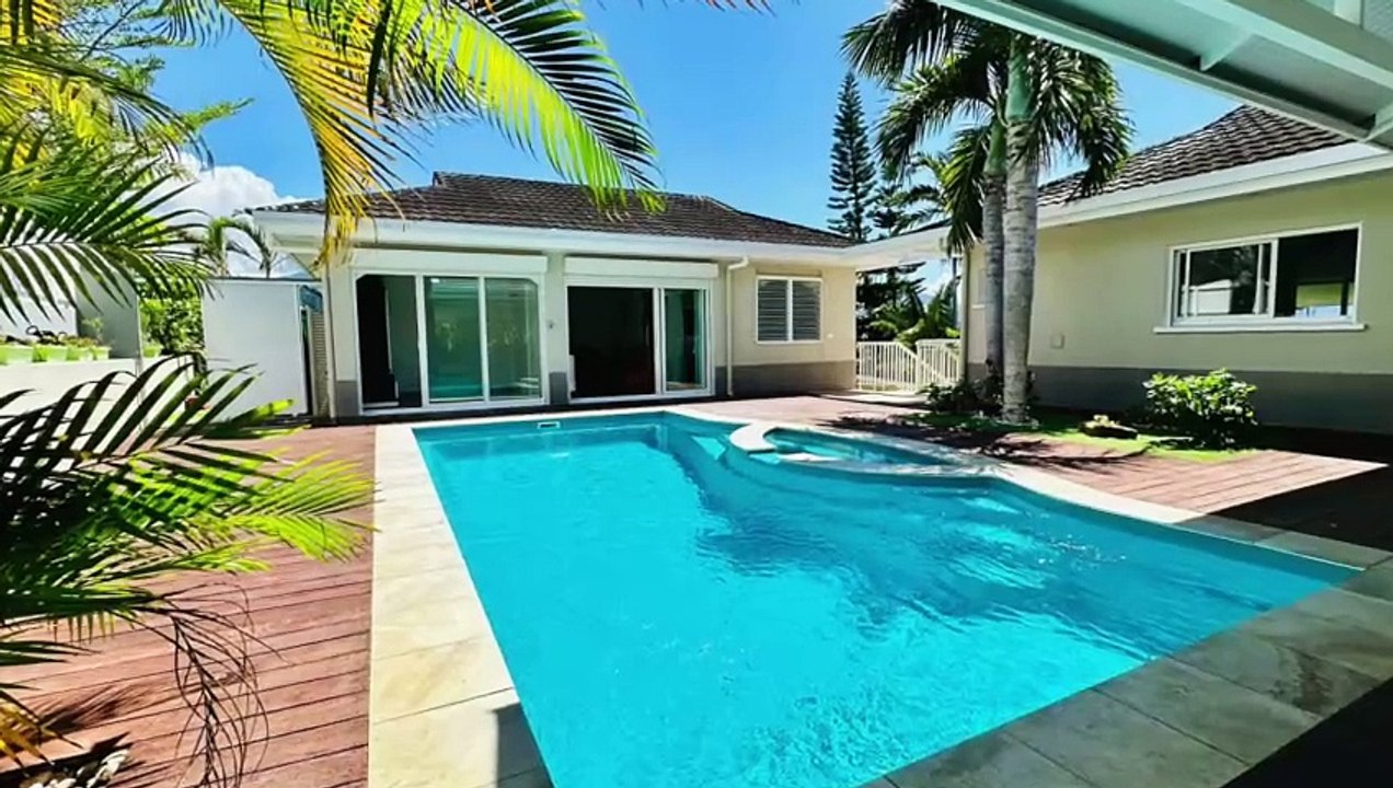 A vendre Luxueuse Villa F4 à Tina Golf - Un Joyau Immobilier à Découvrir