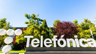 Telefónica pierde 892 millones por el coste de su ERE en España y el ajuste contable del Reino Unido