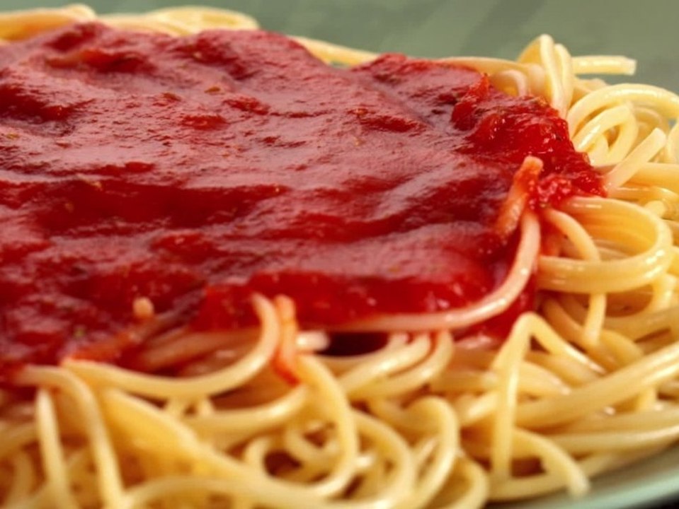 Öko-test: schimmelpilzgifte und andere schadstoffe in spaghetti