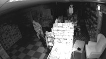Burglar ransacks shop weeks after dodging jail for raiding the same place