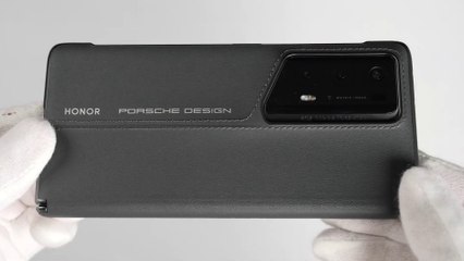 $2200 PORSCHE Foldable Phone (Japan 4K 60FPS Video Test)