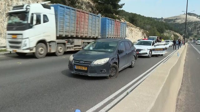 مقتل جندي إسرائيلي وإصابة 8 في هجوم مسلح شرق القدس