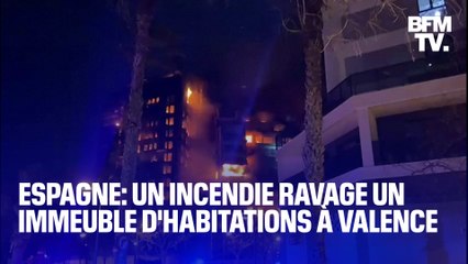 下载视频: Espagne: les images d'un incendie qui ravage un immeuble d'habitations à Valence