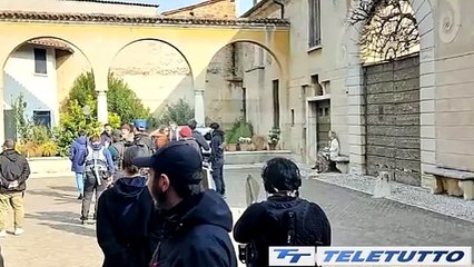 Video News - Il ceo di Stellantis attore da spot