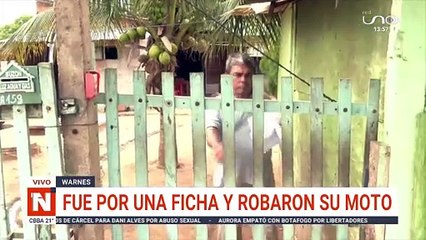 Le robaron la moto cuando fue a sacar una ficha