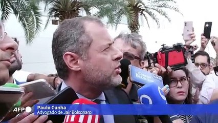 Bolsonaro mantém silêncio ao se apresentar à PF por 'tentativa de golpe'