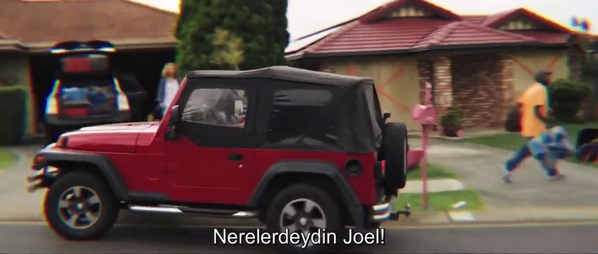 Love and Monsters Bande-annonce (TR)