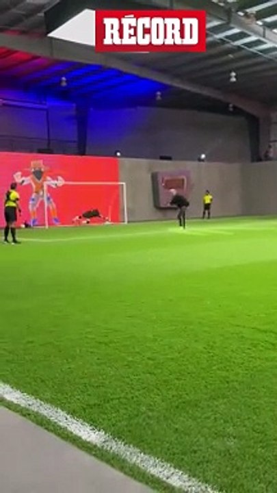 El GOLAZO de PENAL que se aventó el BOFO BAUSTISTA en la Peoples League