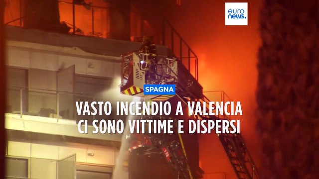 Spagna: incendio in un edificio a Valencia, 4 morti e decine di dispersi