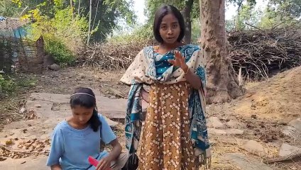 हर खानदान का अपना कब्रिस्तान होता है हमारे समाज में  ! हर पत्थर इंसान का कब्र है |Tribal Graveyard