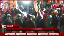 PM Modi in Varanasi: आधी रात सड़क पर Modi-Yogi दिखे साथ, भीड़ ने ये क्या कर दिया?