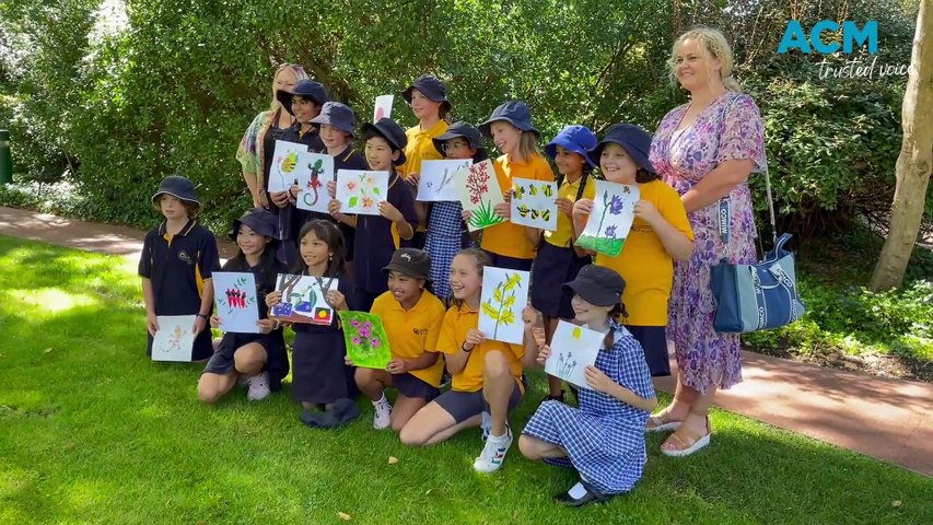 The year 5 and 6 students from Ngunnawal Primary School were the lucky winners of a school competition to design The Lodge's first beehive.
