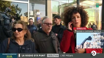 Testmonis de l'incendi d’un edifici del barri de Campanar de València