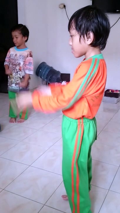 Sipodul beraksi