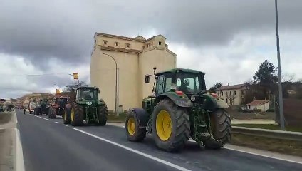Tractorada San Esteban coincidiendo con la inauguración del cuartel de la Guardia Civil