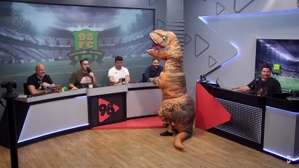 98FC | DINOSSAURO do SOUSA-PB invade o estúdio do 98FC