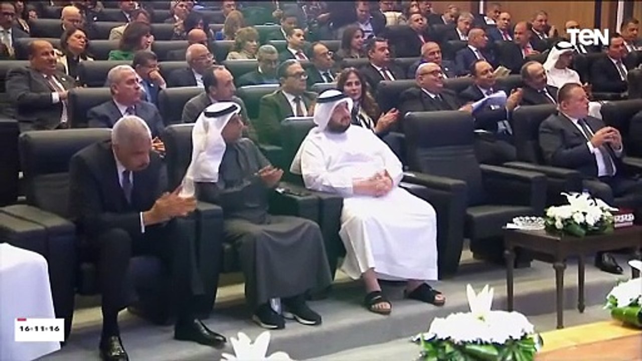 رئيس الوزراء: 150 مليار دولار استثمارا من الجان...