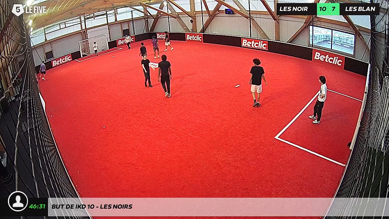 But de Ikd 10 - les noirs