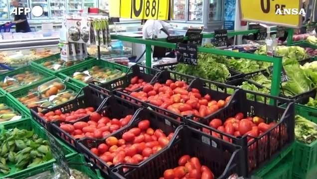 L'inflazione sale a 0,8%, per la verdura e' alle stelle