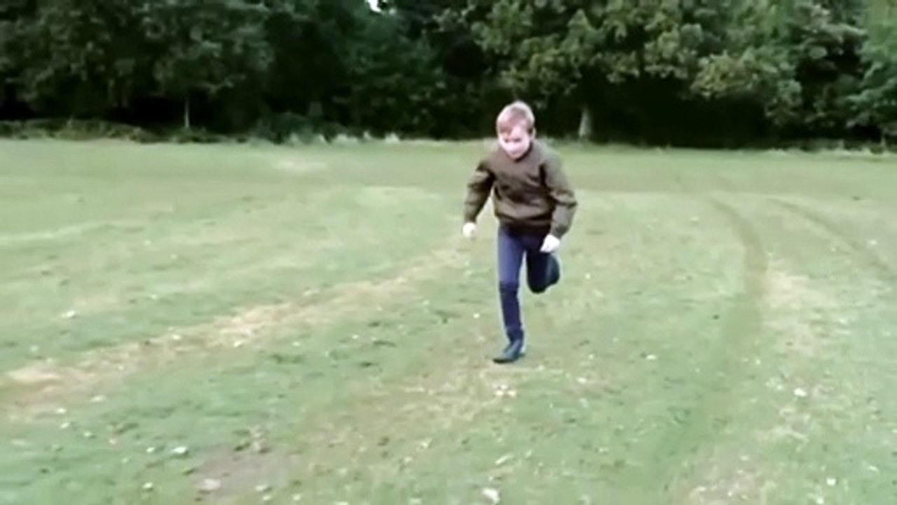 PJ Harvey — The Community Of Hope ● PJ Harvey Music Video DVD Collector’s Edition