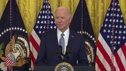 Biden defende continuidade da ajuda à Ucrânia: "Não podemos ir embora agora"