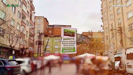 Hizbullah bağlantılı dernek Diyarbakır'ın birçok noktasına 'yaşasın şeriat' pankartı astı