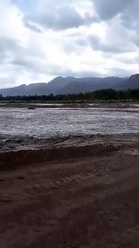 Imponente crecida del Río Santa María