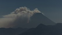 Incendio forestal en el Volcán de Agua en Guatemala