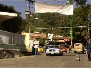 Mujer casos de la vida real -cria cuervos