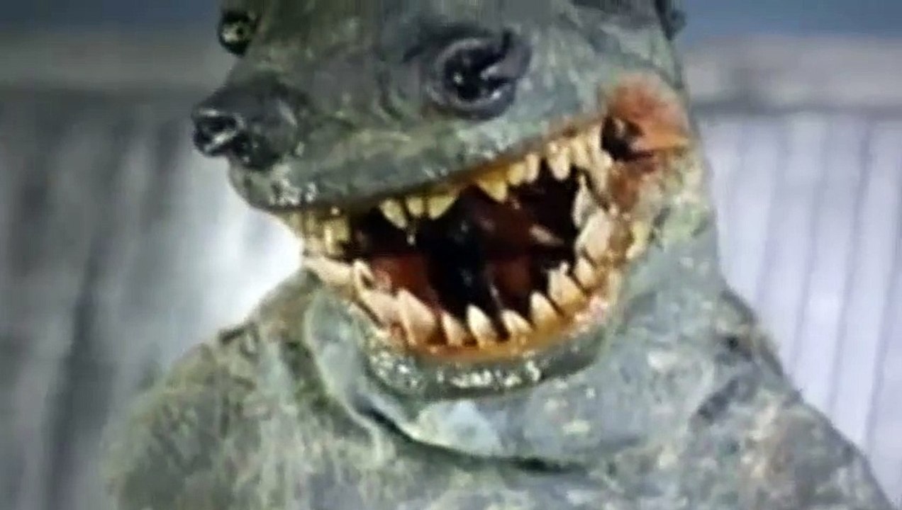 Doctor Who Season 11 Episode 7 Invasion Of The Dinosaurs Pt 3