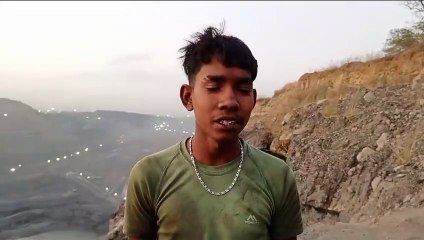 खदान का मलबा धंसने से मरने वाले ग्रामीणों की संख्या तीन पहुंची