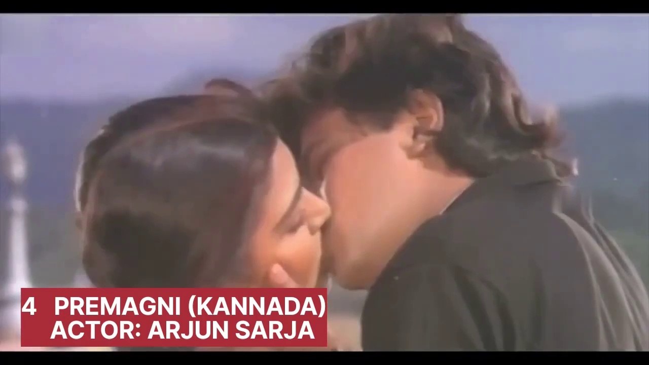 Actress Kushboo | Top 10 Romantic Kissing Scenes Of Kushboo