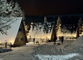 Çambaşı Kayak Merkezi gece gündüz kayakseverleri ağırlıyor