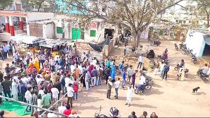 गढ़ गांव में ग्रामीणों ने डेढ़ घंटे लगाया जाम