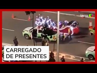 Papai Noel se nega a soprar bafômetro e tem trenó apreendido em blitz na Bahia