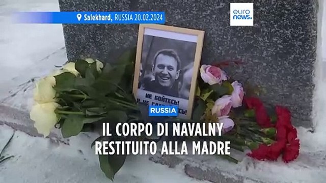 Russia, corpo di Alexei Navalny consegnato alla madre