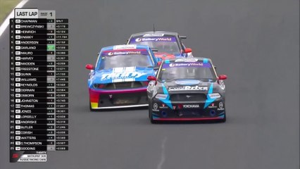 Aussie Cars Bathurst 2024 Race 1 Lasts Laps Epic Finish Leader Brewczynki Off Last Corner Battle Win